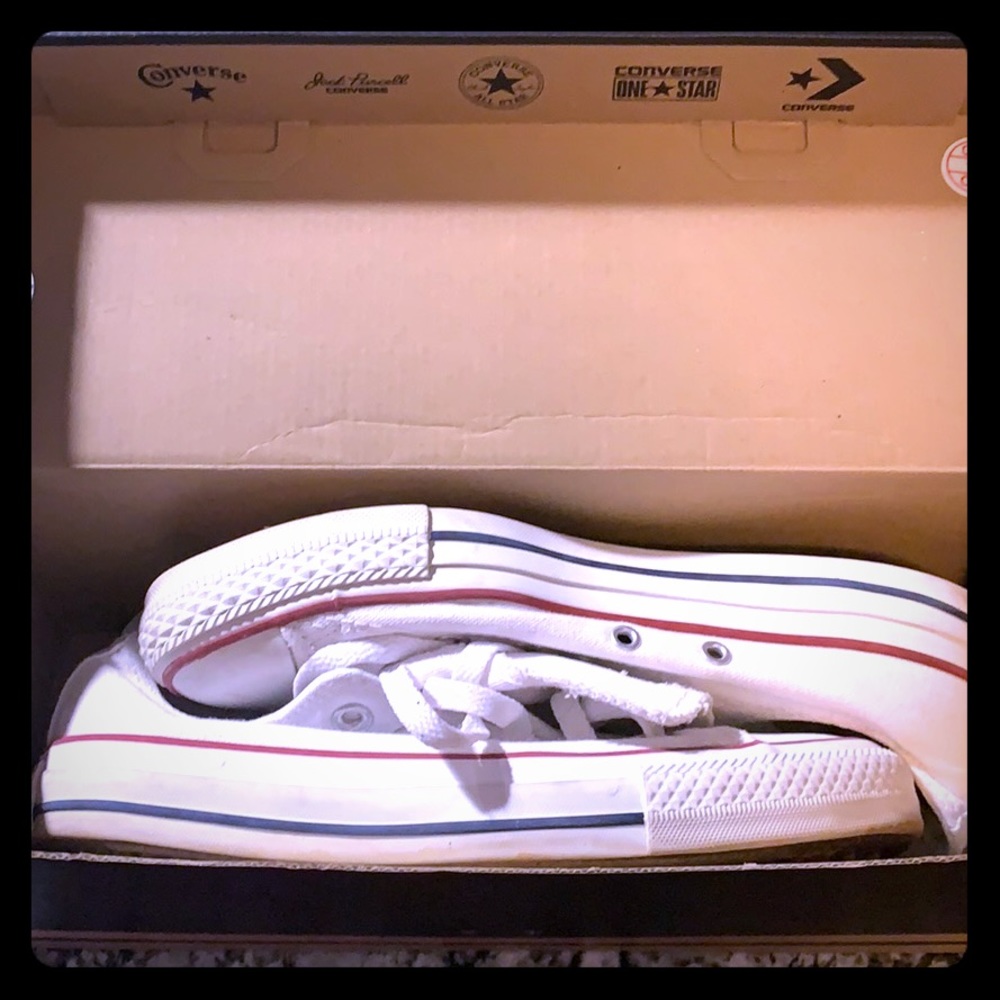 White low top converse.